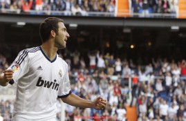 飞鲸体育直播-德甲球队身价是否等同于球员工资的详细说明